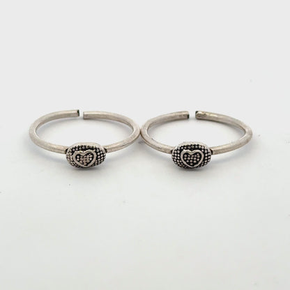 Antique Heart Toe Rings